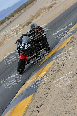 media/Jan-14-2023-SoCal Trackdays (Sat) [[497694156f]]/Turn 9 Inside (11am)/